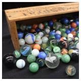 JACK SPRAT WOODEN CHEESE HOLDER WITH MARBLES