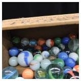 JACK SPRAT WOODEN CHEESE HOLDER WITH MARBLES