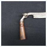 ~RARE~ FOLDABLE DRAW KNIFE~