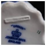 ~FLOW BLUE POT WITH LID~