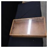 REGENT SPECIALTIES WOOD BOX WITH GLASS