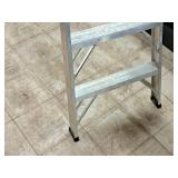 Werner Heavy Duty 250-lbs 8