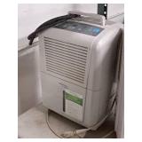 Soleus Air 30-Pint Dehumidifier GM-DEH-30M-1