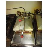 Henny Penny Pressure Fryer