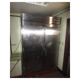 Commander Refrigerator/Freezer 58"85"x30"