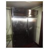 Commander Refrigerator/Freezer 58"85"x30"