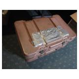 (4) Insulating Catering Totes