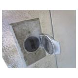 Freezer Building 93"x116"x95"