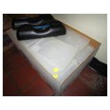 Movie/DVD/Video Game Arcade Game w/Lots of Cases & Case Sealers