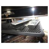 32" LG TV & DVD Player w/Wall Mount