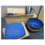 4 Gibson Elite Mugs, 2 Bowls, 4 Lun...