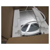 Magic Chef Countertop Ice Maker - C...