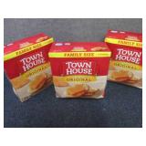 3- 20.7 oz Town House Original Crac...