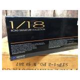 Road Signature Collection - 1966 Oldsmobile Tornado - Die Cast