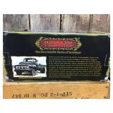 Golden Wheel "1951 Ford Box Truck" Hall of Fame Collection