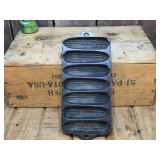 Vintage Cast Iron Wagner Junior - Krusty Korn Dogs - Pan