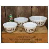Vintage PYREX "Ameircana" 3 + 1 Mixing Bowls