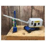 Vintage Wyandotte Construction Co. Crane