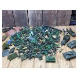 Classic Vintage Army Men & Vehicles