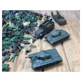 Classic Vintage Army Men & Vehicles