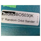 Makita 5" Random Orbit Sander with Case