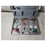 Torch and Gauge Set in Plastic Carry Case