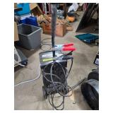 Charge It by Solar 12V Battery Charger and Engine Starter