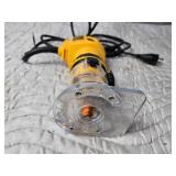 DeWalt DWE6000 Trim Router