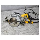 DeWalt 7 1/4" Worm Drive Circular Saw