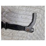 Crescent Suregrip No. 66 Nail Puller