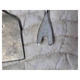 Concrete and Wood Chisels, Snap-On Trim Pad Remover