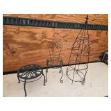 Garden Planter Holders and Decor