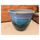 Large Ceramic Flower/Plant Planter