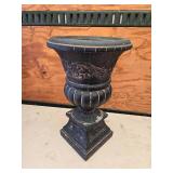 Large Decorative Plastic or Resin Flower/Plant Planter