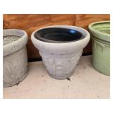 Lot of 4 Plastic Flower Plant Pots