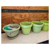 Lot of 4 Plastic Flower Pots