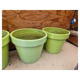 Lot of 4 Plastic Flower Pots