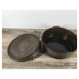 Cast Iron Dutch Oven with Lid, Handle & Feet on the Bottom