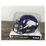 Riddell NFL Mini Minnesota Vikings Helmet Signed by Football Player #5