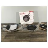 3 - Piece Cast Iron Skillet Set - Never been used