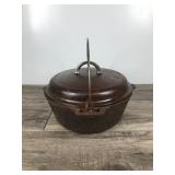 Vintage Griswold Cast Iron Dutch Oven