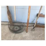 Spear - Dip Net - Long Bow without String - 1 Wood Oar - Gun Rack