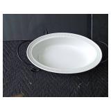 Casserole with metal stand