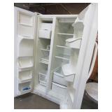 WHITE WESTINGHOUSE SIDE BY SIDE REFRIGERATOR