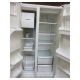 WHITE WESTINGHOUSE SIDE BY SIDE REFRIGERATOR