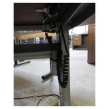 MECHANICAL SIT STAND DESK
