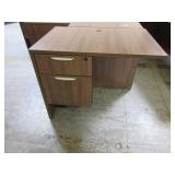 WOOD TONE DESK WITH A RETURN AND STORAGE CABINET AND EXTRA SIDE SURFACE UNIT
