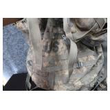LARGE RUCKSACK / 13 BLACKHAWK S.T.R.I.K.E. DOUBLE MAG POUCHES ACU
