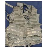 6 MOLLLIE II  TACTICAL LOAD VEST