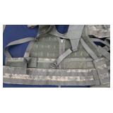 6 MOLLLIE II  TACTICAL LOAD VEST